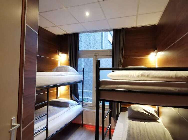 اتاق استاندارد چهار تخته, Jesse