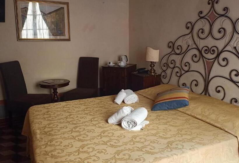 اتاق استاندارد, Relais Pisa