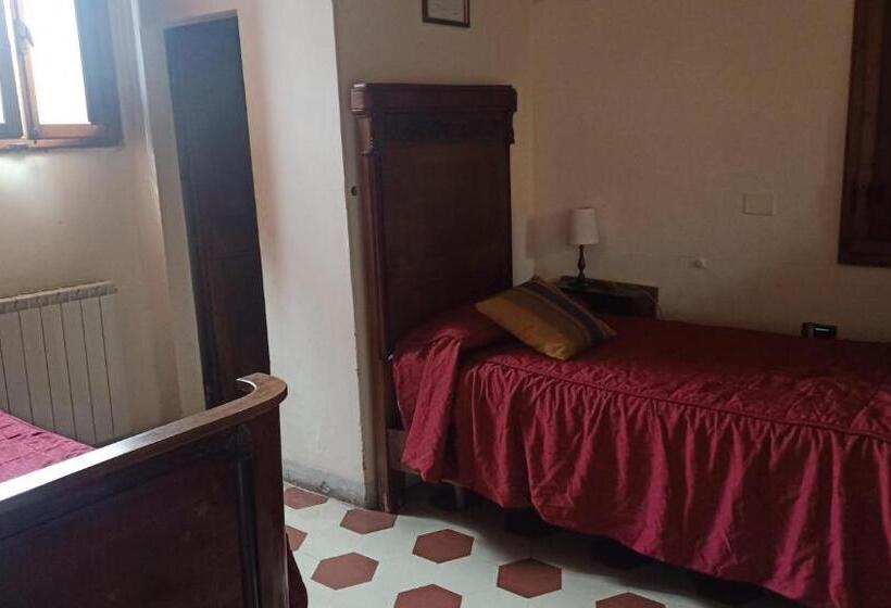 اتاق استاندارد چهار تخته, Relais Pisa