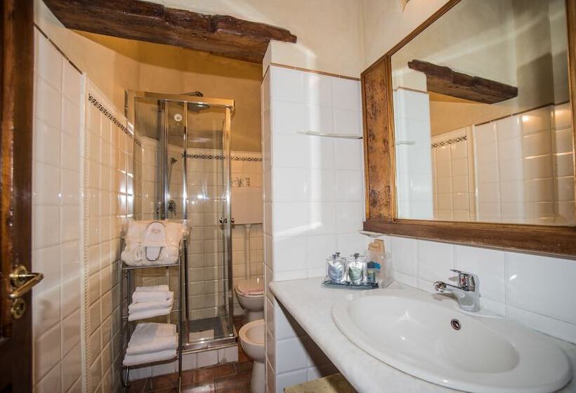 اتاق استاندارد چهار تخته, Relais Pisa