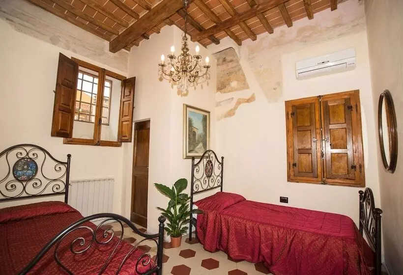 اتاق استاندارد چهار تخته, Relais Pisa