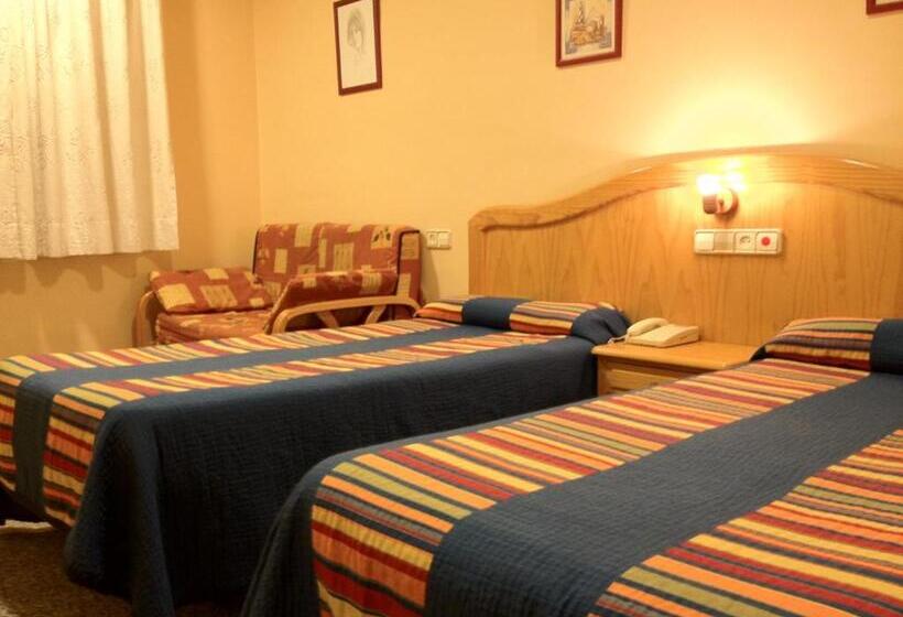 اتاق استاندارد, Hostal Los Corchos