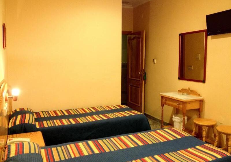 Номер Стандарт Индивидуальный, Hostal Los Corchos