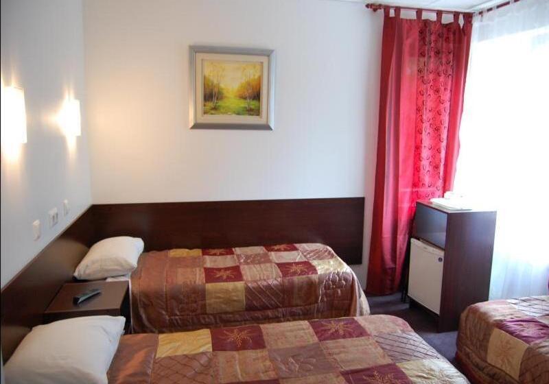 اتاق استاندارد سه نفره, Vabriku Guesthouse