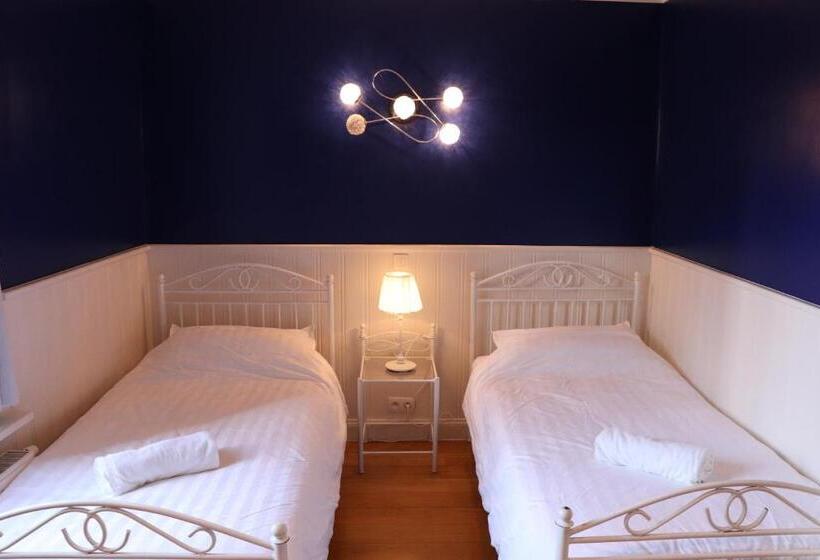 Номер Стандарт, Hostel Lybeer