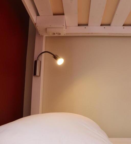 スタンダード４人部屋, Hostel Lybeer