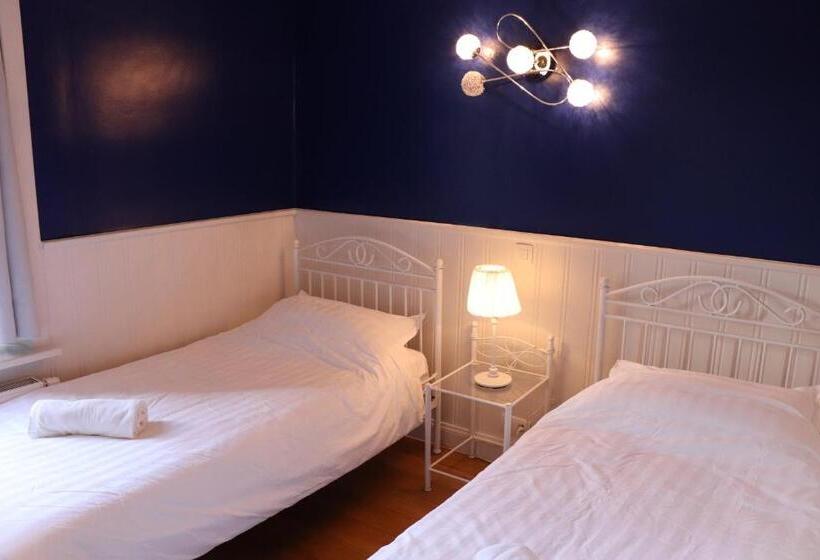 スタンダードルーム, Hostel Lybeer