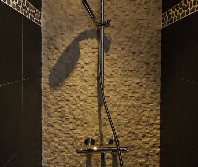 スタンダードルーム, Hostel Lybeer