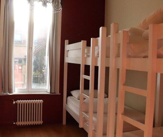 スタンダード４人部屋, Hostel Lybeer