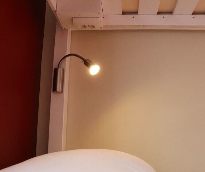 スタンダード４人部屋, Hostel Lybeer