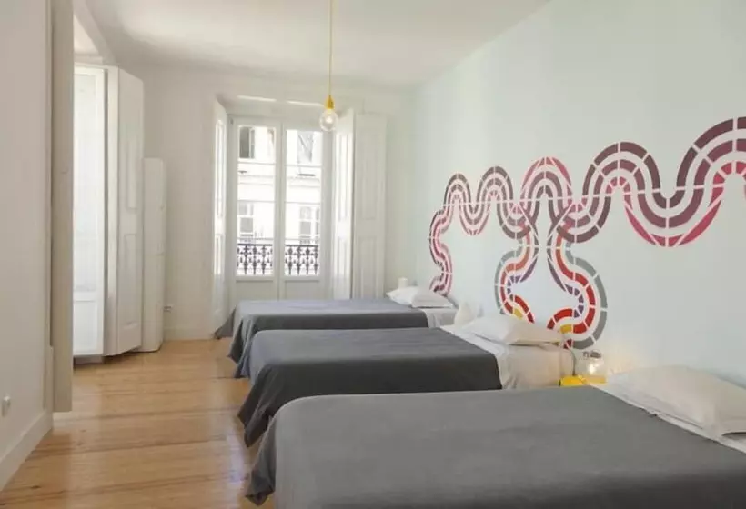 تختخواب در اتاق مشترک, Lisbon Lounge Hostel