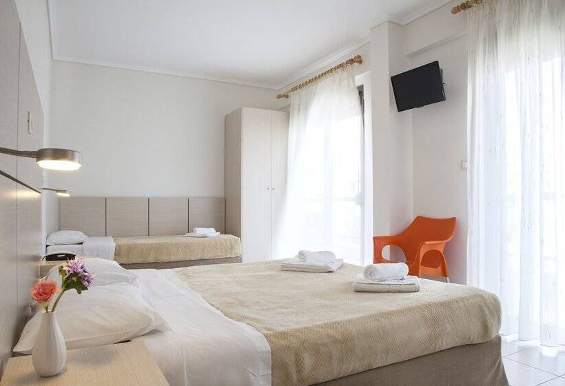 스탠다드 트리플 룸, Mavridis