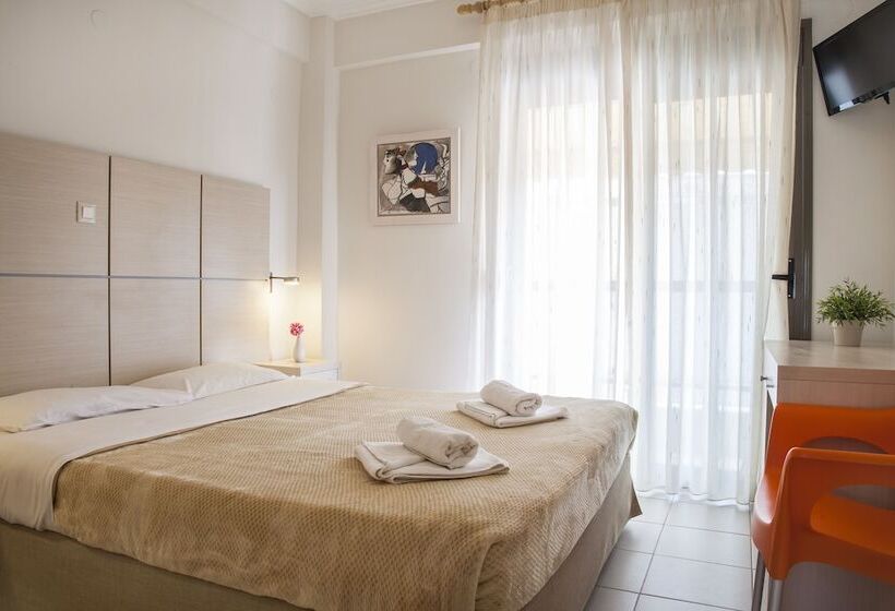 패밀리 룸, Mavridis