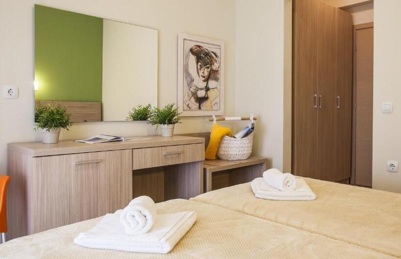 스탠다드 룸 바다 전망, Mavridis