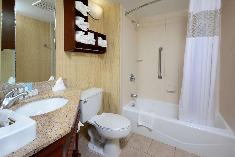 复式房间, Santellini