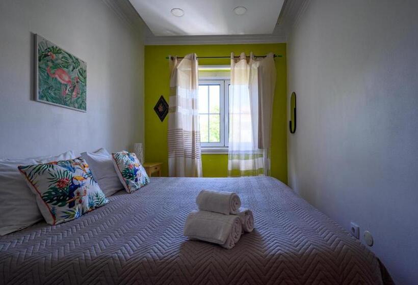 اتاق استاندارد, Terrace Lisbon Hostel