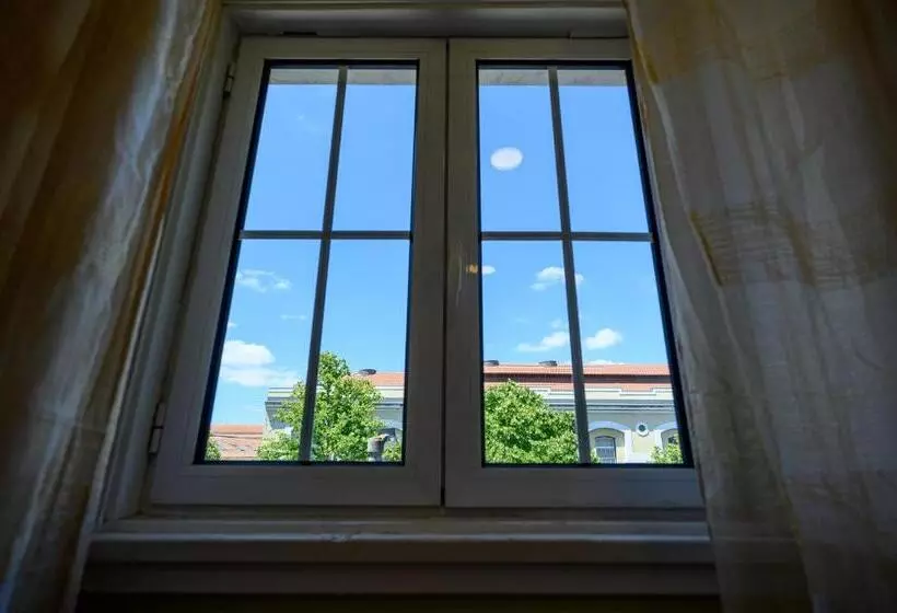 اتاق استاندارد, Terrace Lisbon Hostel