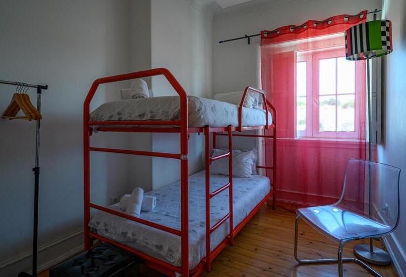 اتاق لوکس, Terrace Lisbon Hostel