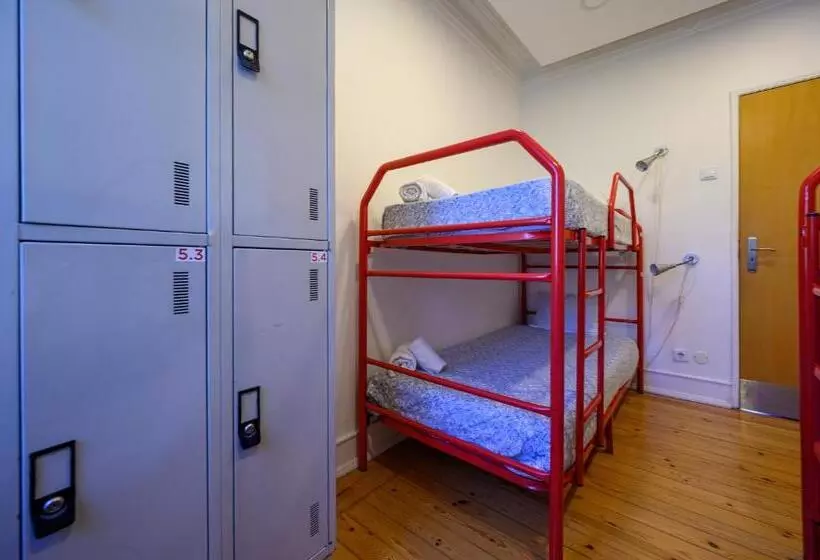 اتاق استاندارد چهار تخته, Terrace Lisbon Hostel