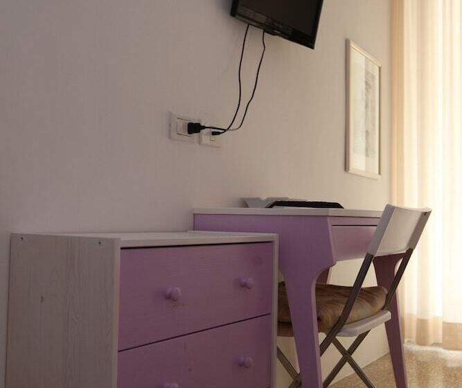 اتاق اکونومی یک تخته, Tres Jolie B&b