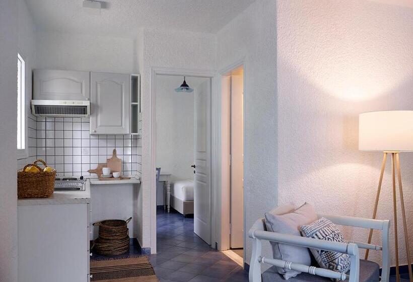 آپارتمان 1 خوابه, Nikis Village