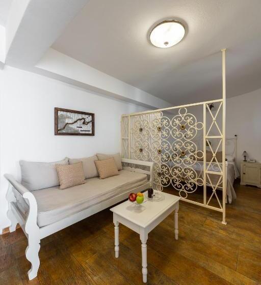 スタンダードスタジオ, Smaro Studios