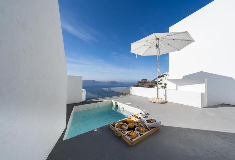 デラックススイート, Smaro Studios