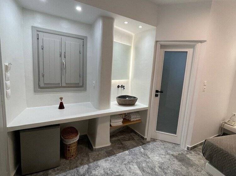 ビュー有りのスタンダードワンルーム, Smaro Studios