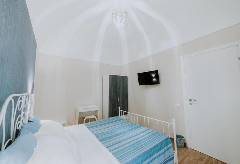 اتاق استاندارد با بالکن, La Casa Di Achille