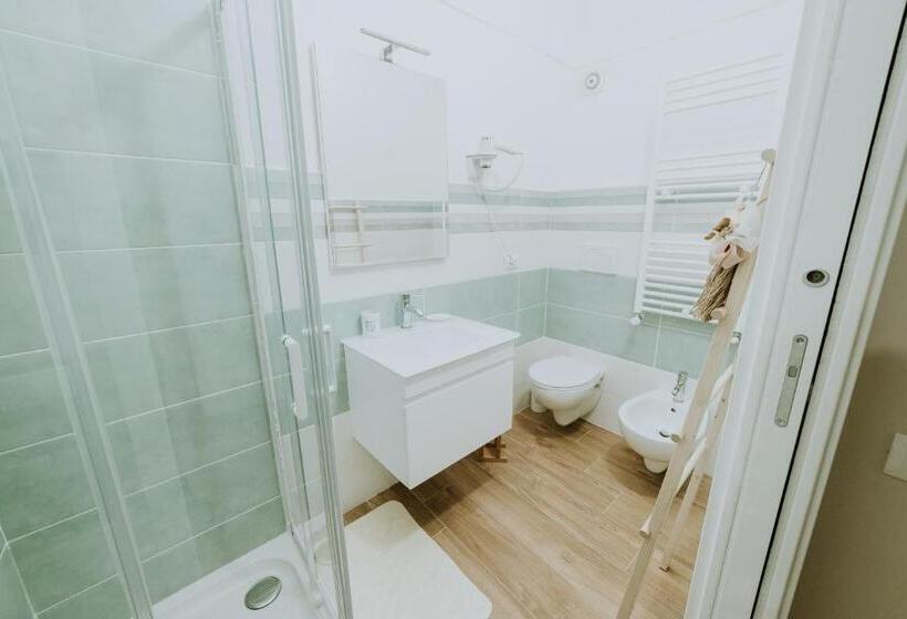 اتاق استاندارد, La Casa Di Achille