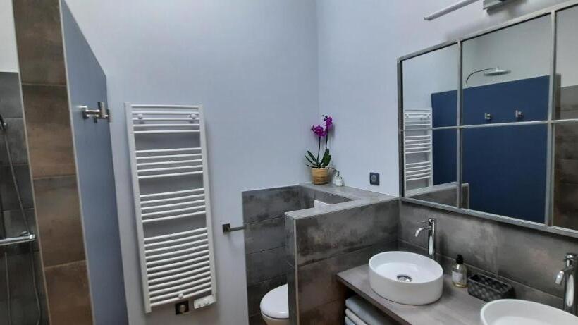 חדר לארבעה סטנדרטי עם נוף לגינה, Bel Aujourd Hui Spa Sauna