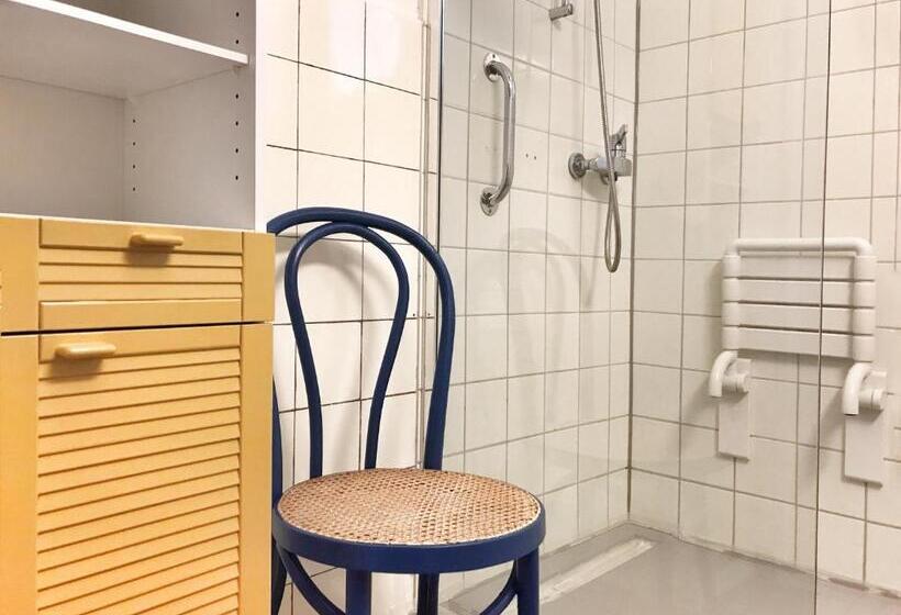 חדר סטנדרט נוף לגינה, Lindo Lugar   Just A 7 Minute Walk From The Airport