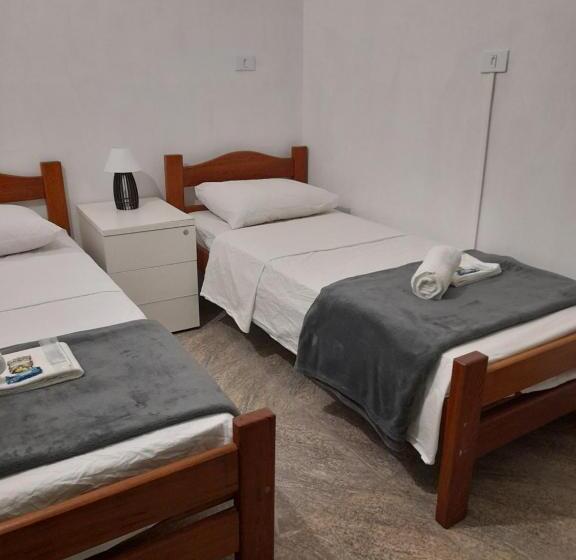 Quarto Economy, Líah Hostel & Suites