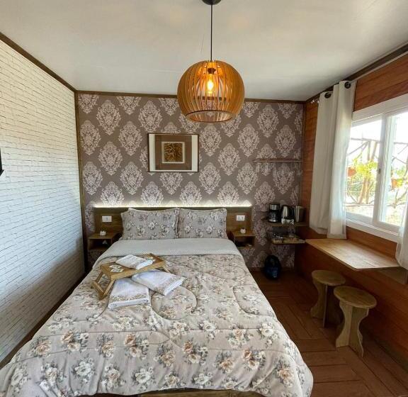 اتاق اکونومی, Hospedagem Souza