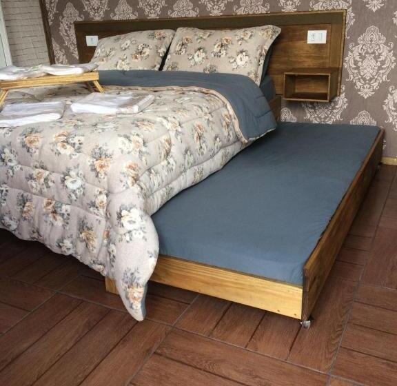 اتاق اکونومی, Hospedagem Souza