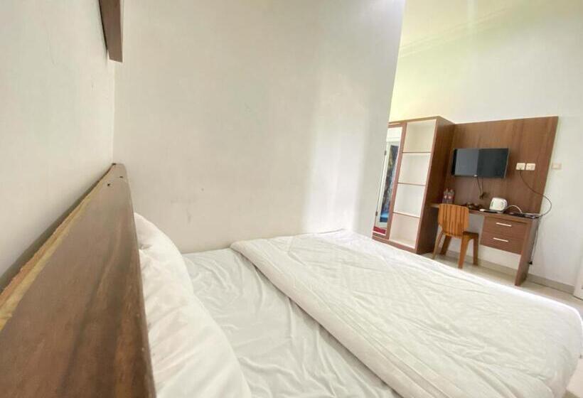 スーペリアールーム, Ana Inn Ambarawa Mitra Reddoorz