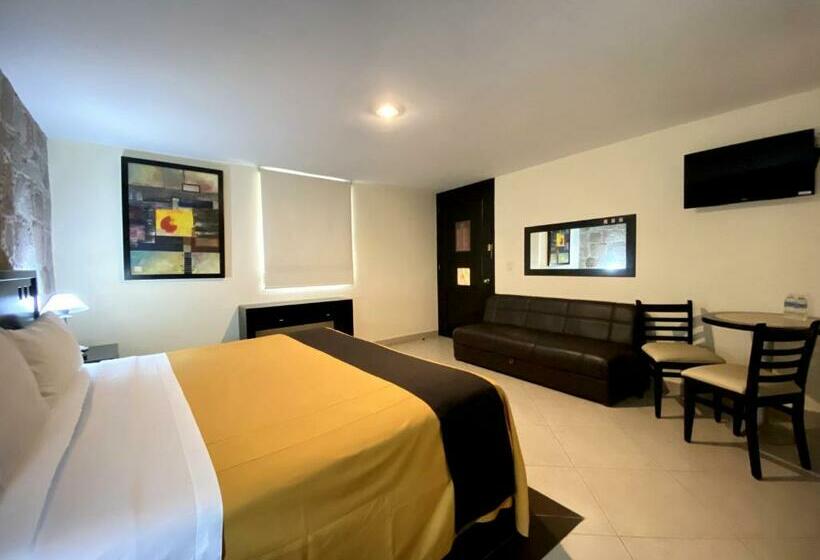 سوییت جونیور, Escala Puebla Centro