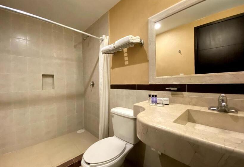 غرفة قياسية, Escala Puebla Centro