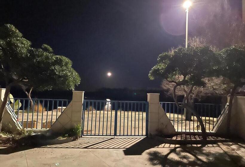 Apartamento 2 Dormitórios, Ostuniresidence Baia Camerini