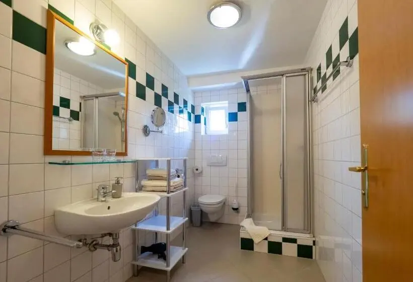 ファミリールーム, Gästezimmer Ilse Brauneis
