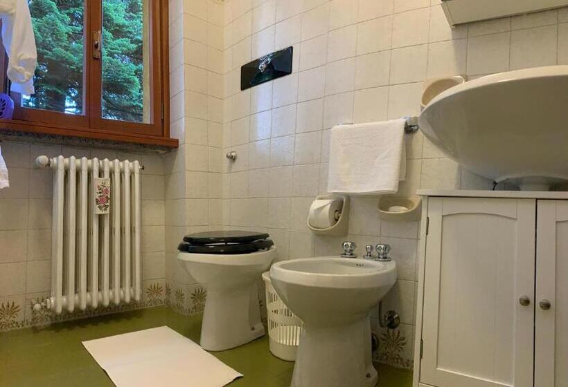 غرفة قياسية, Villa Dei Cedri