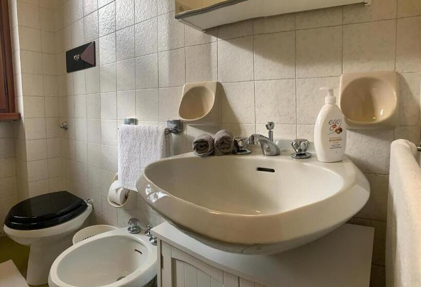 غرفة قياسية, Villa Dei Cedri