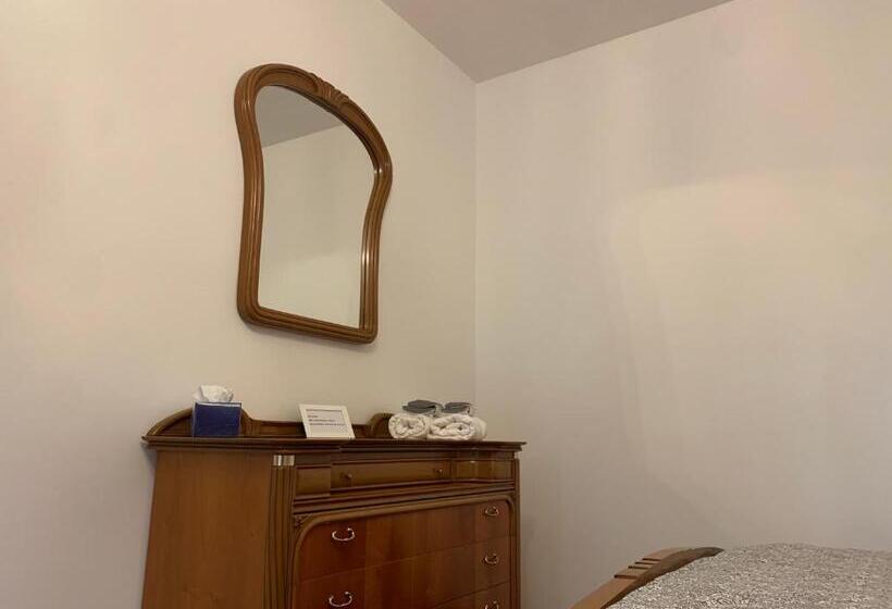 غرفة قياسية, Villa Dei Cedri