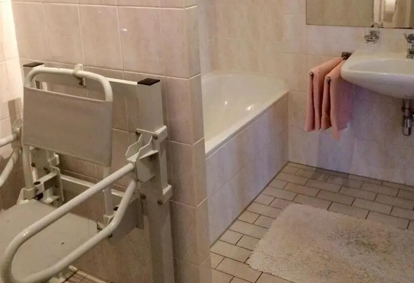 身障者適用スタンダードルーム, Eikenburg B&b