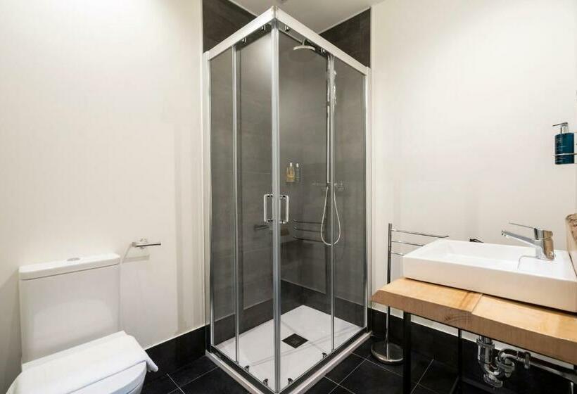 اتاق استاندارد با تخت بزرگ, Dobo Azacanes Hostal