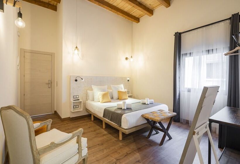 اتاق سوپریور, Dobo Azacanes Hostal