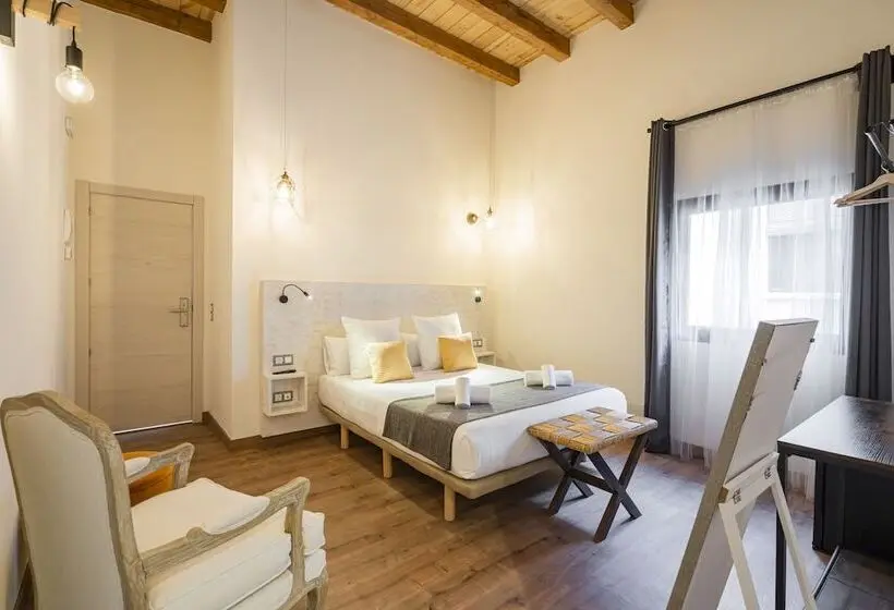 اتاق سوپریور, Dobo Azacanes Hostal