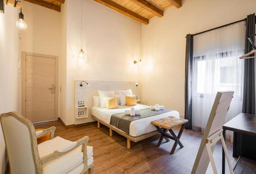 اتاق سوپریور, Dobo Azacanes Hostal