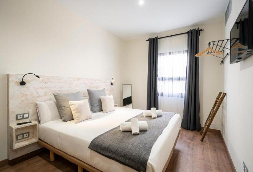 اتاق استاندارد با تخت بزرگ, Dobo Azacanes Hostal