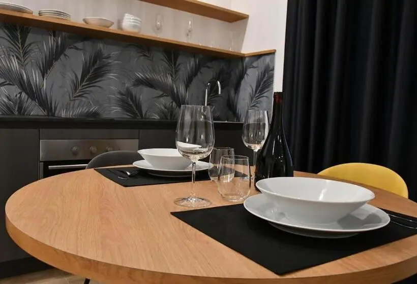Comfort Kolmen Hengen Huone, Nu House Rooms & Apartments
